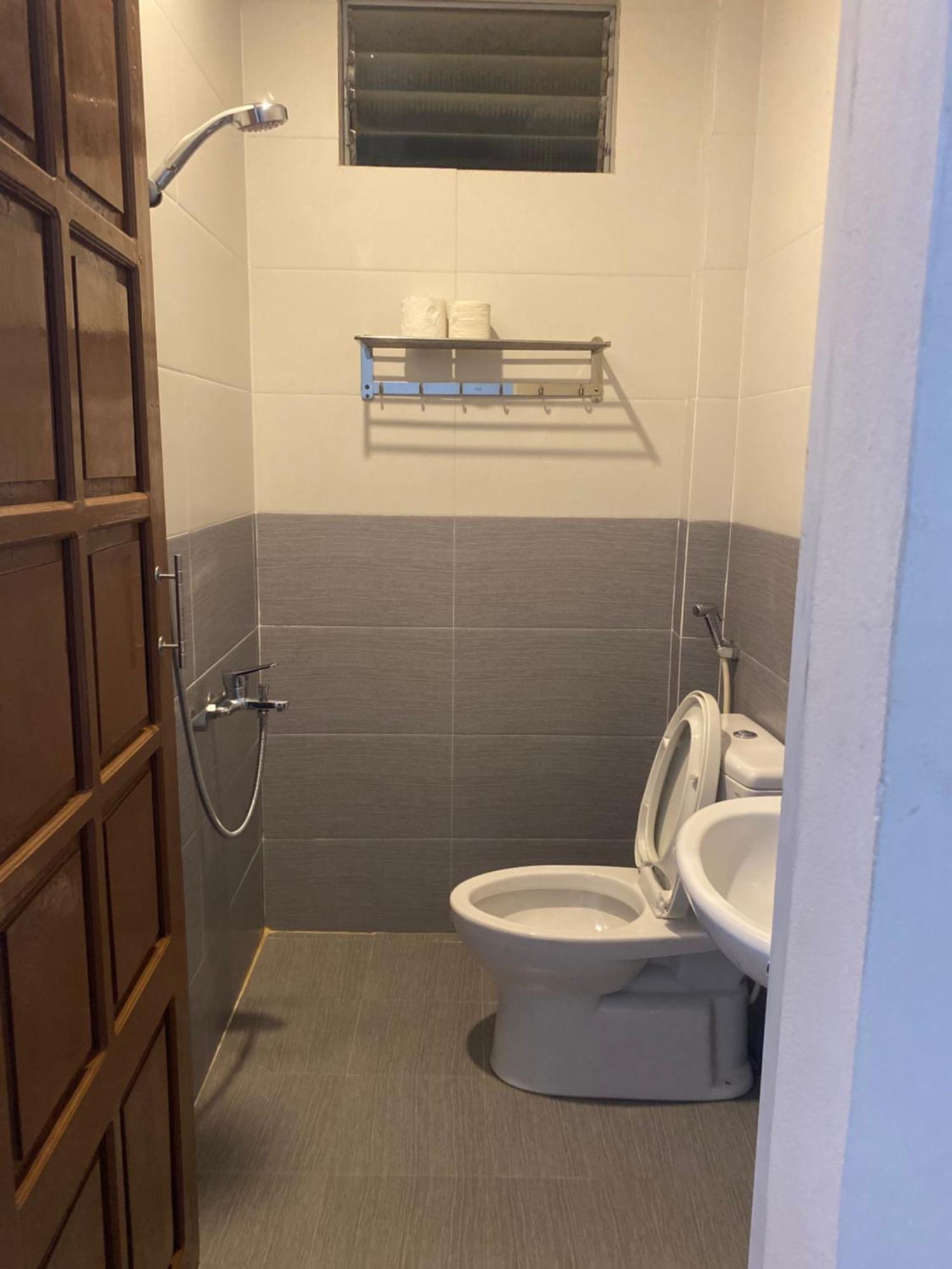 Aumori Hostel Dong Hoi Dış mekan fotoğraf